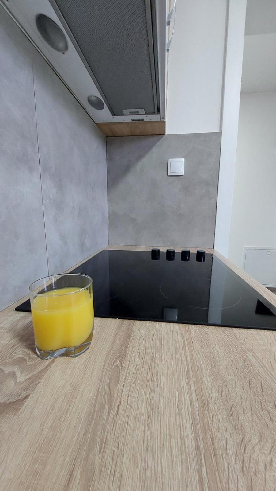 Aleksandar Banja Luka Phòng bức ảnh
